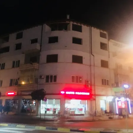 Port Side Apartament